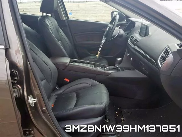 3MZBN1W39HM137851_5.webp