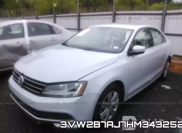 3VW2B7AJ7HM343252_2.webp