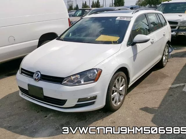 3VWC17AU9HM506985_2.webp
