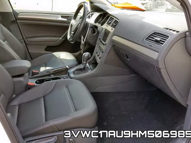 3VWC17AU9HM506985_5.webp