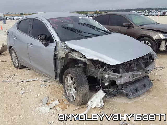 3MYDLBYV3HY163877_1.webp