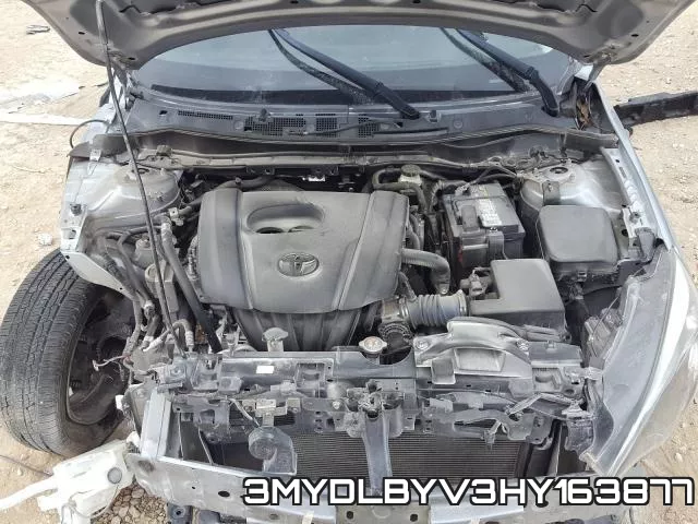 3MYDLBYV3HY163877_7.webp