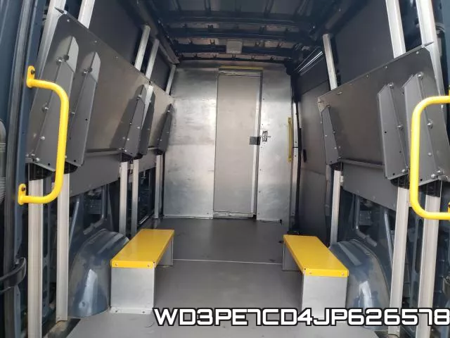 WD3PE7CD4JP626578_6.webp