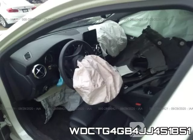 WDCTG4GB4JJ451851_5.webp