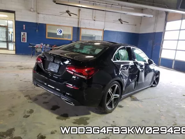 WDD3G4FB3KW029426_4.webp