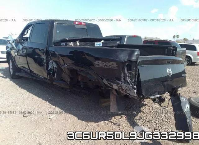 3C6UR5DL9JG332998_3.webp