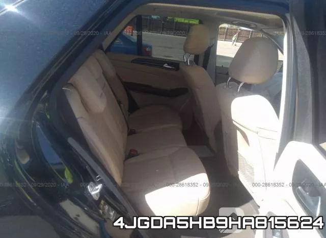 4JGDA5HB9HA815624_8.webp