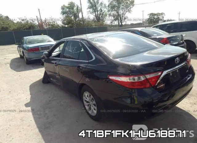 4T1BF1FK1HU618871_3.webp