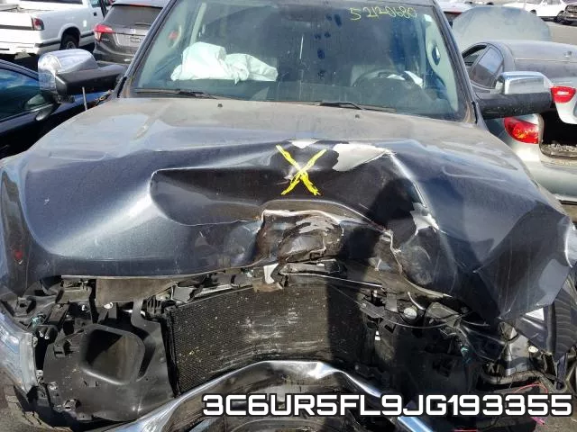 3C6UR5FL9JG193355_7.webp