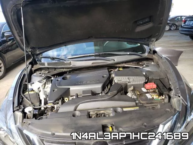 1N4AL3AP7HC241689_7.webp
