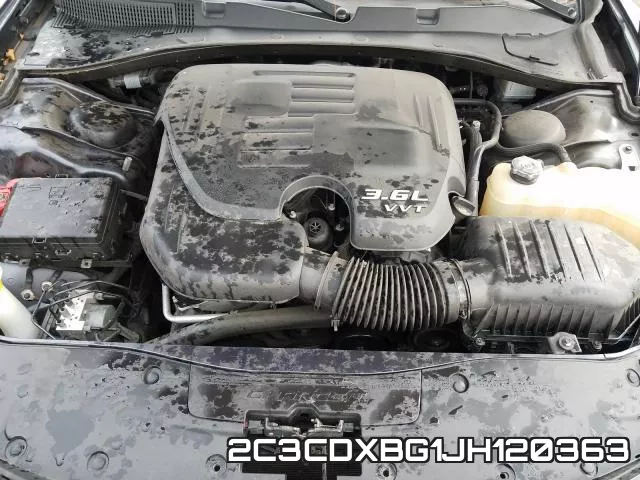 2C3CDXBG1JH120363_7.webp