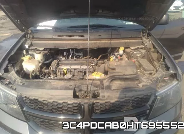 3C4PDCAB0HT695552_10.webp