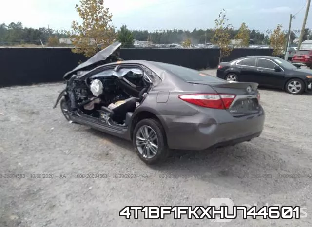 4T1BF1FKXHU744601