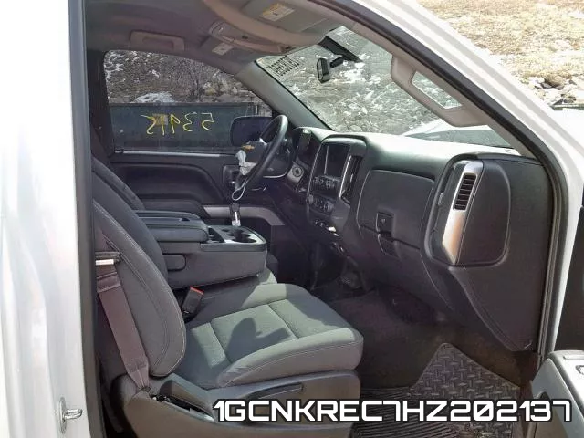 1GCNKREC7HZ202137_5.webp
