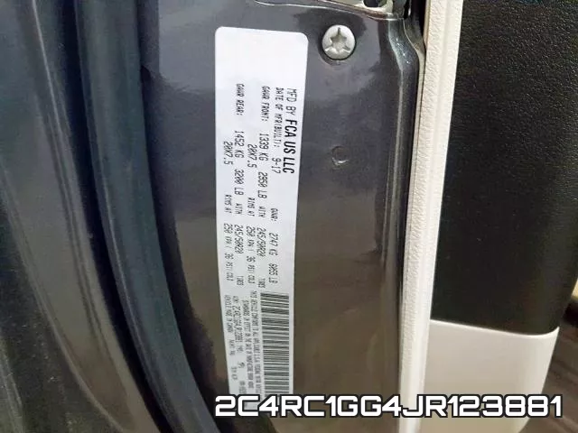2C4RC1GG4JR123881_10.webp