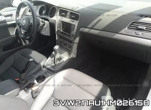 3VW217AU1HM026158_5.webp