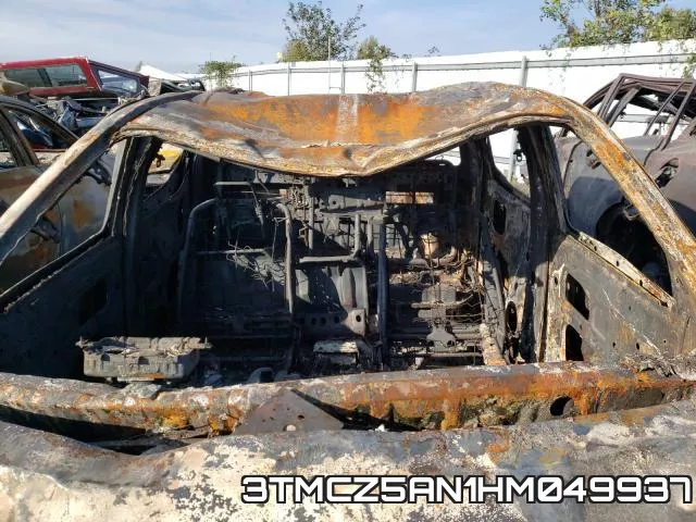 3TMCZ5AN1HM049937_10.webp