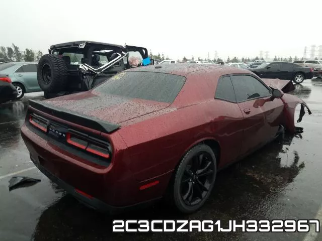 2C3CDZAG1JH332967_4.webp