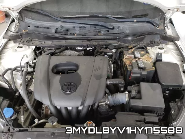 3MYDLBYV1HY175588_7.webp