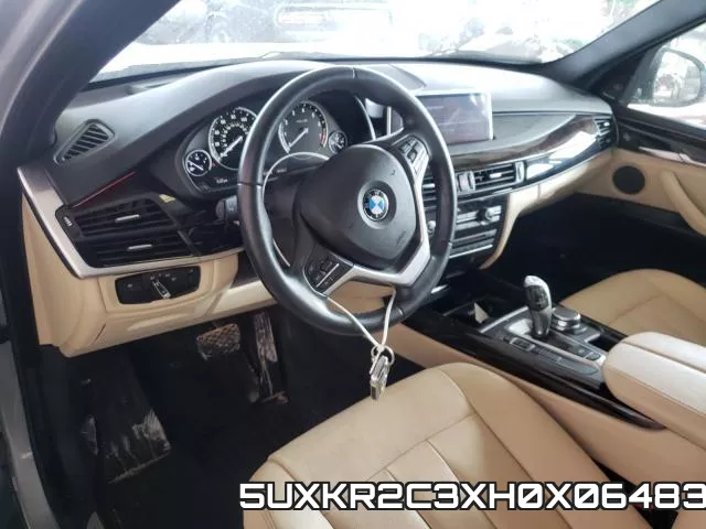 5UXKR2C3XH0X06483_9.webp