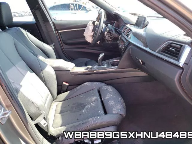 WBA8B9G5XHNU48485_5.webp