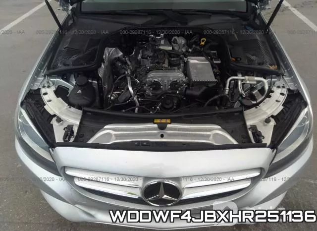 WDDWF4JBXHR251136_10.webp