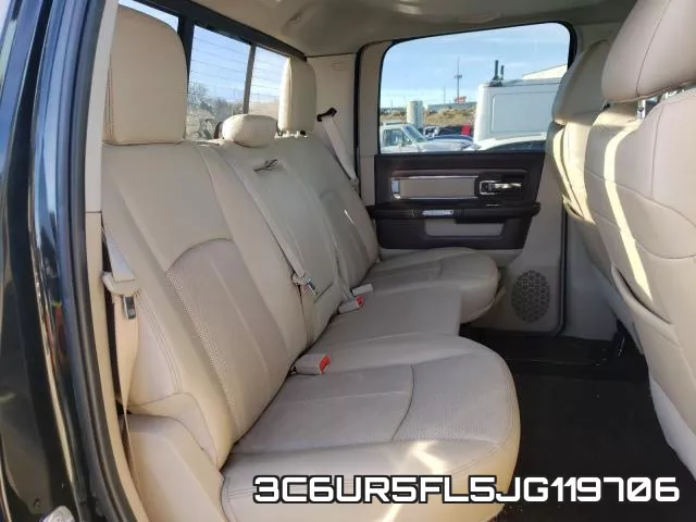 3C6UR5FL5JG119706_6.webp