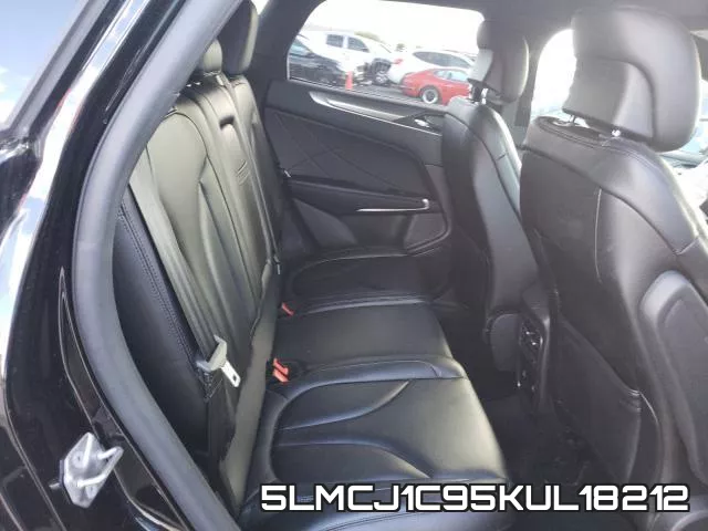 5LMCJ1C95KUL18212_6.webp