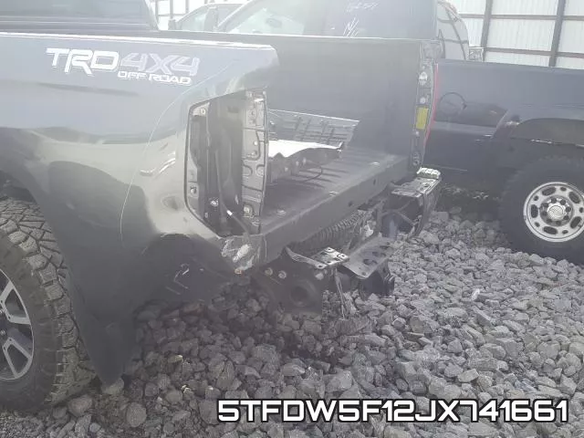 5TFDW5F12JX741661_9.webp