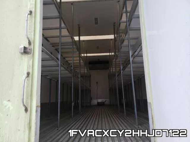 1FVACXCY2HHJD7122_6.webp