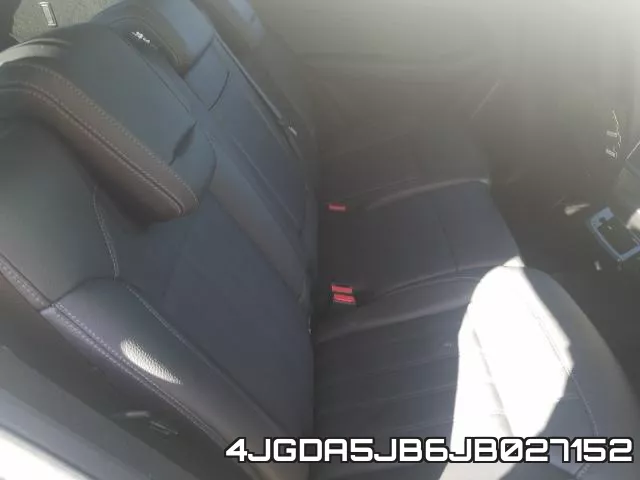 4JGDA5JB6JB027152_6.webp