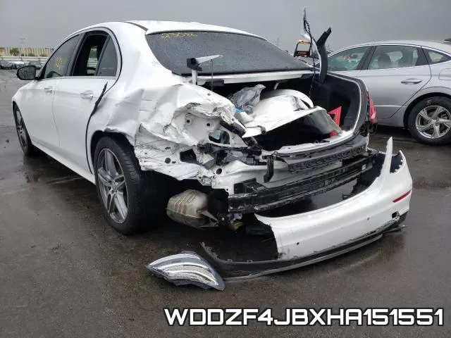 WDDZF4JBXHA151551_3.webp