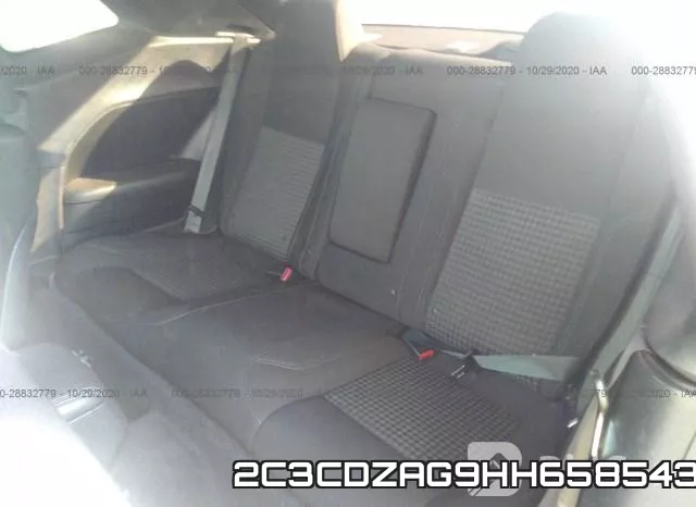 2C3CDZAG9HH658543_8.webp