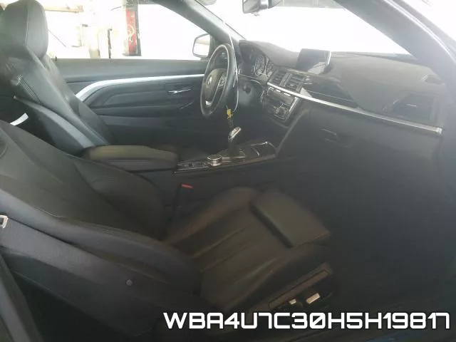 WBA4U7C30H5H19817_5.webp