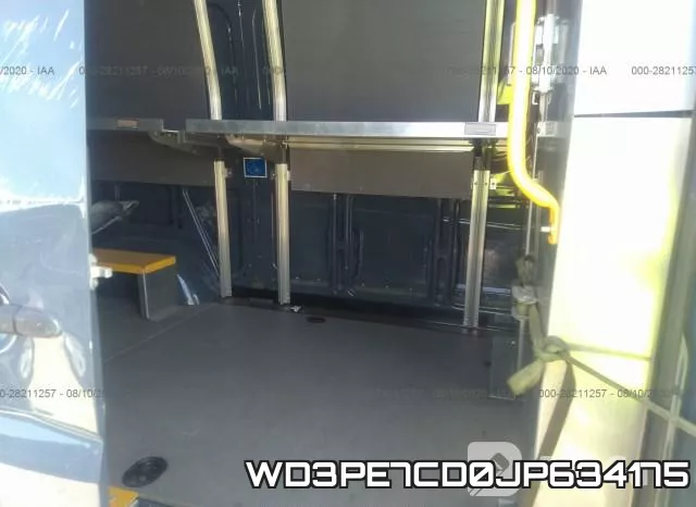 WD3PE7CD0JP634175_8.webp