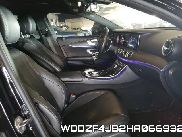 WDDZF4JB2HA066932_5.webp