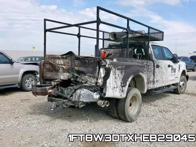 1FT8W3DTXHEB29045_4.webp