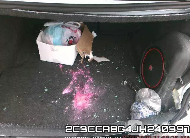 2C3CCABG4JH240397_6.webp