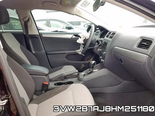 3VW2B7AJ8HM251180