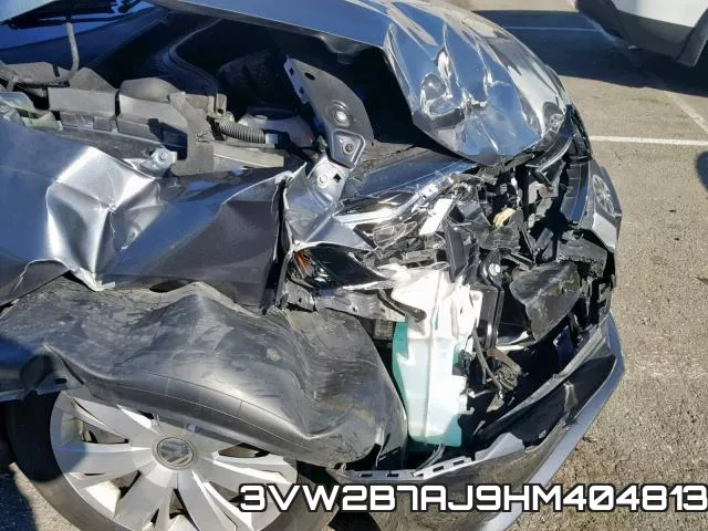 3VW2B7AJ9HM404813_9.webp