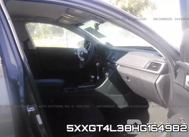 5XXGT4L38HG164982_5.webp