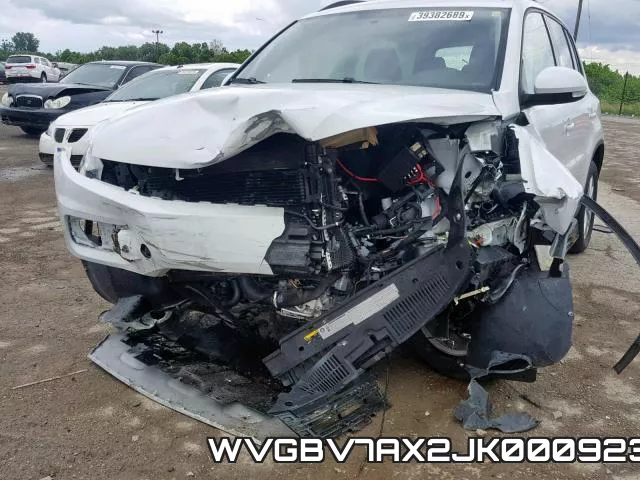 WVGBV7AX2JK000923