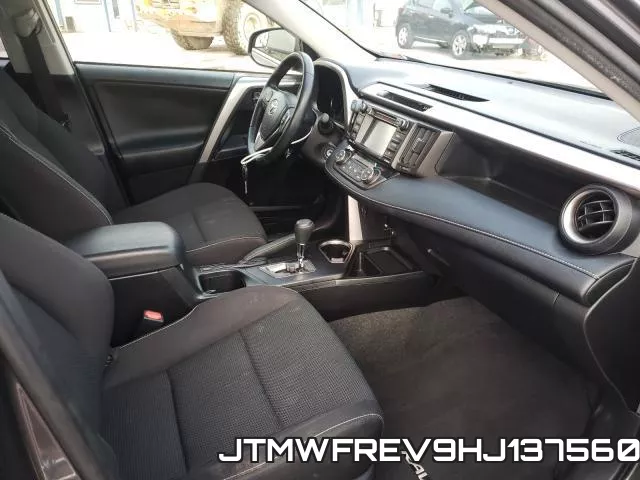 JTMWFREV9HJ137560_5.webp