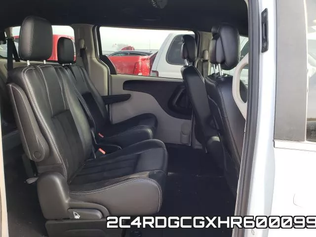 2C4RDGCGXHR600099_6.webp