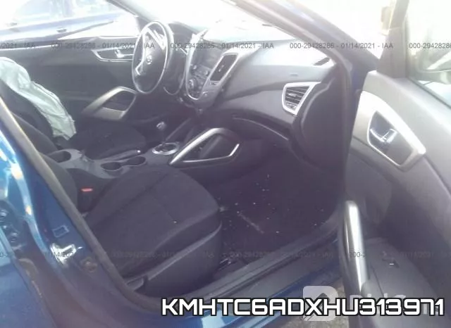 KMHTC6ADXHU313971_5.webp