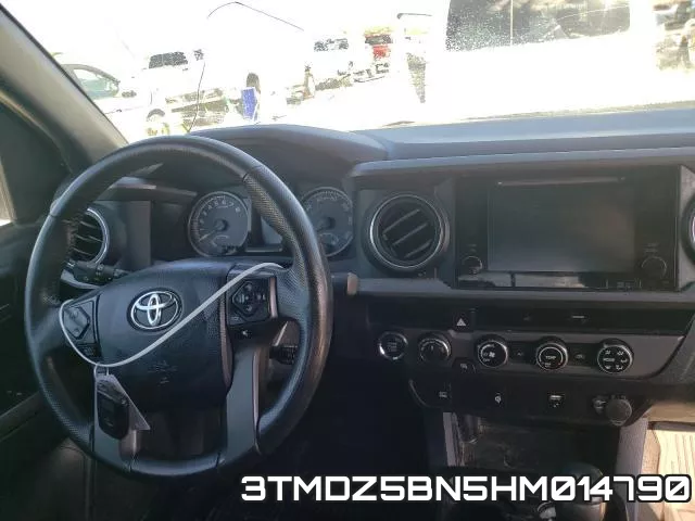 3TMDZ5BN5HM014790_9.webp