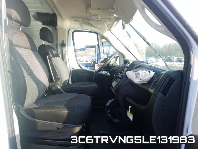 3C6TRVNG5LE131983_5.webp