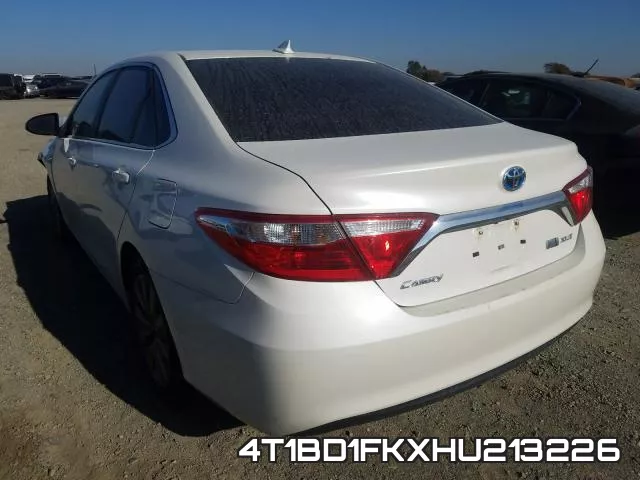 4T1BD1FKXHU213226_3.webp