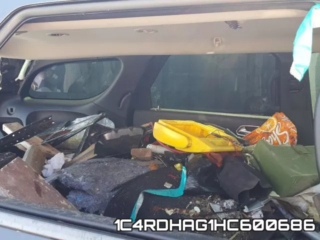 1C4RDHAG1HC600686_6.webp