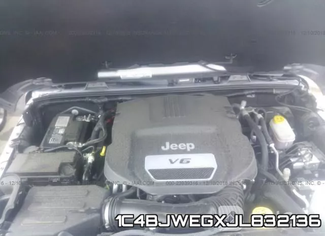 1C4BJWEGXJL832136_10.webp